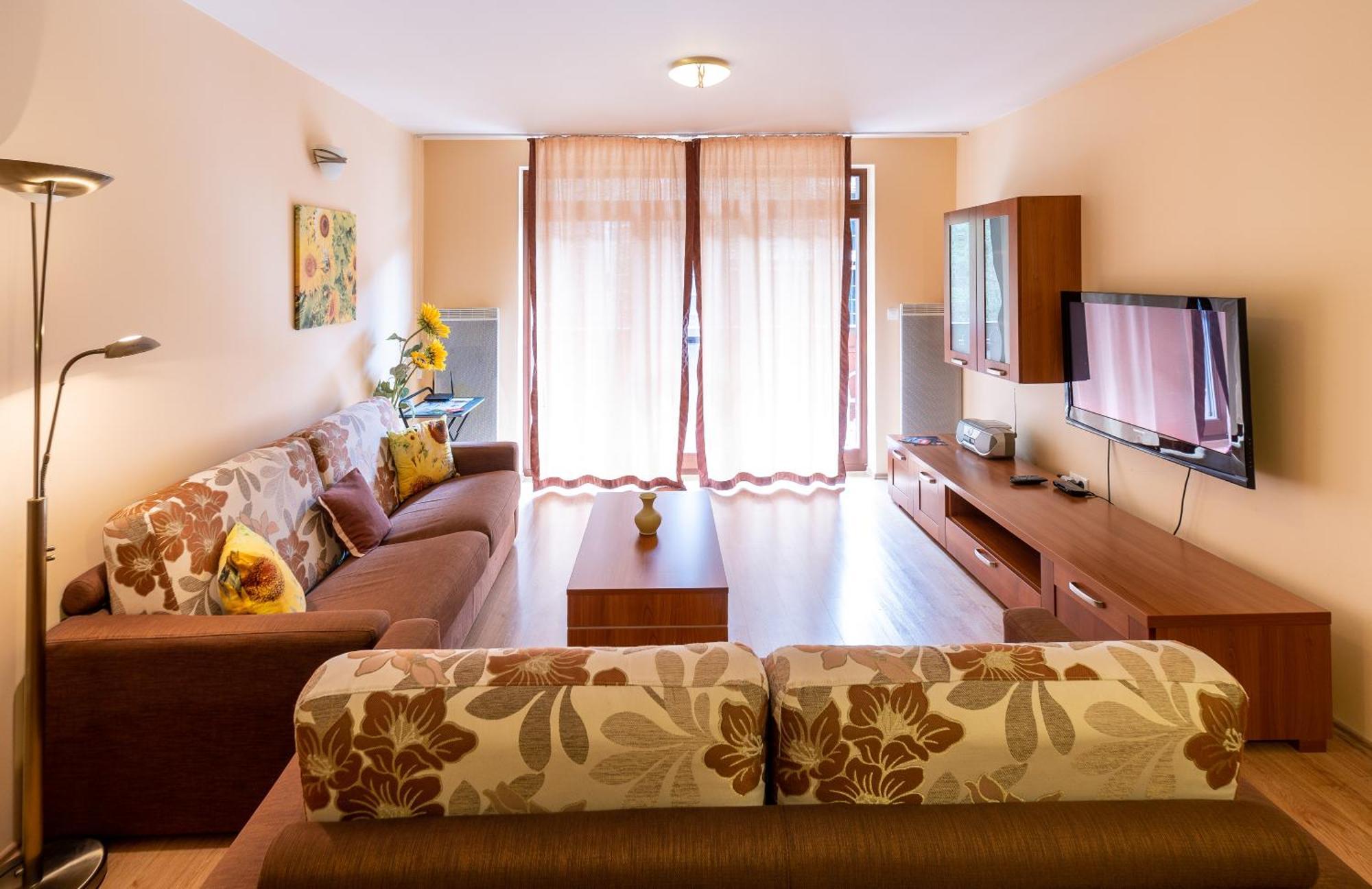 Rodinny Apartman Slnecnica Tale Luaran gambar