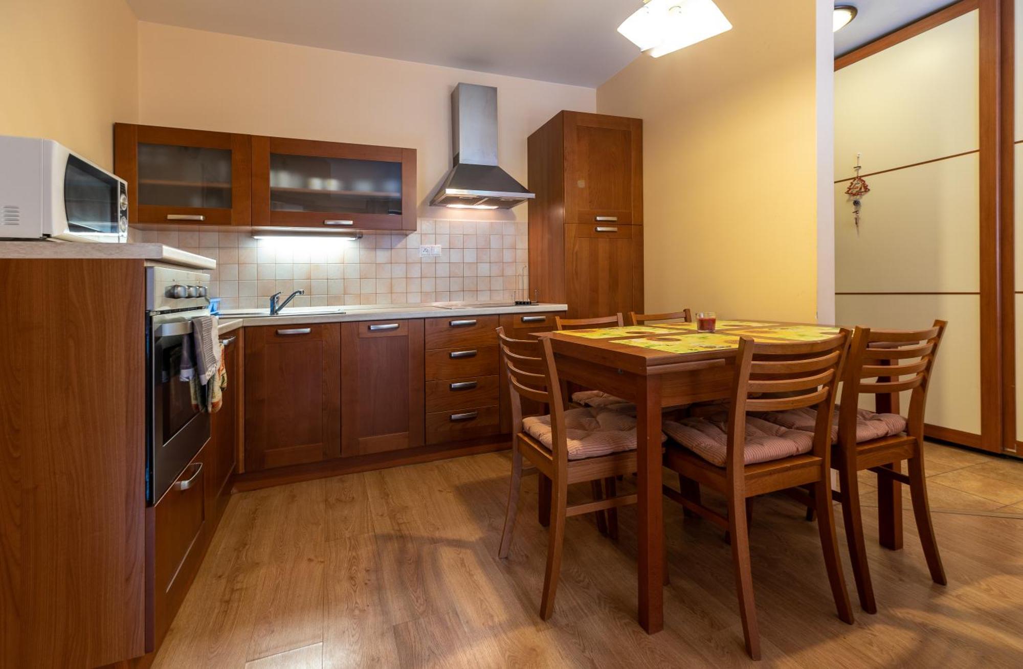 Rodinny Apartman Slnecnica Tale Luaran gambar