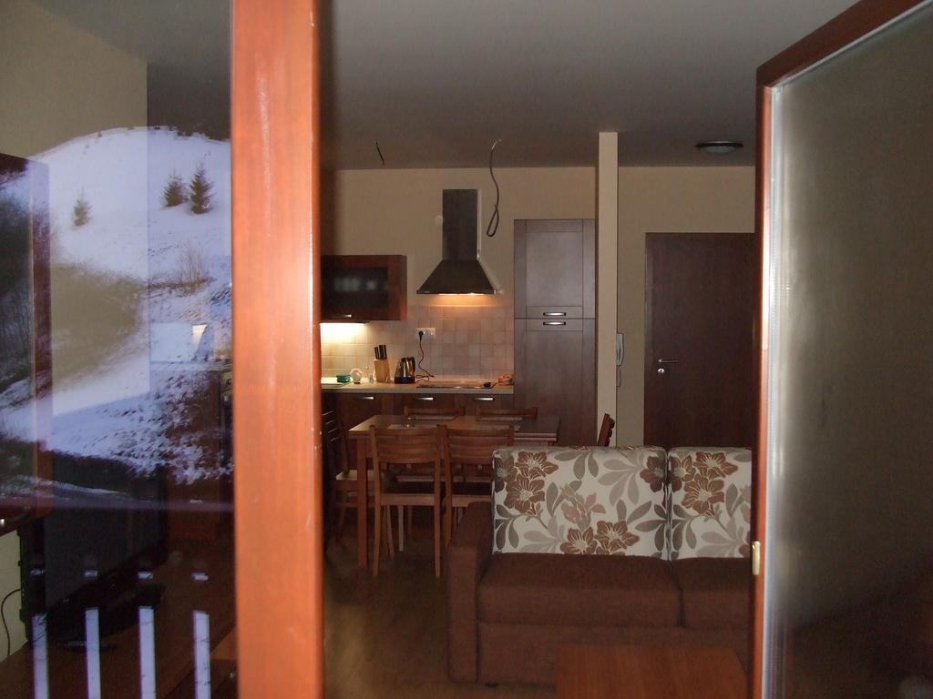Rodinny Apartman Slnecnica Tale Luaran gambar